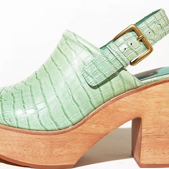 Charlotte Stone Bonnie Clogs in Mint - size 7 - Picture 3 of 3